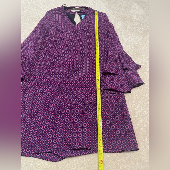 CeCe V-Neck Ruffled Long Sleeves Print Dress - Picture 12 of 12